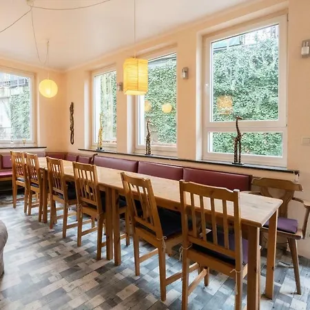 Hostel Aachen *